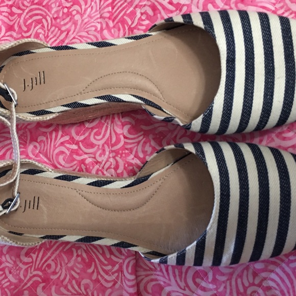 NEW J. JILL Wedge-Heel Espadrilles Cecile (Navy Blue and Cream) New. Never Worn. - Picture 9 of 11